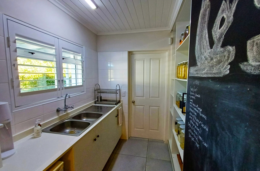 2 Bedroom Property for Sale in Palmiet Western Cape